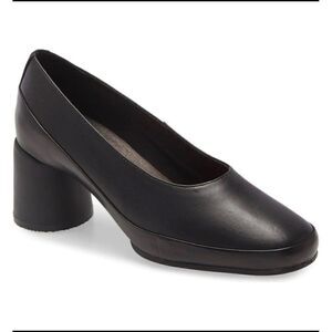 Camper Upright pumps EU38 BoxA black leather chunky heels